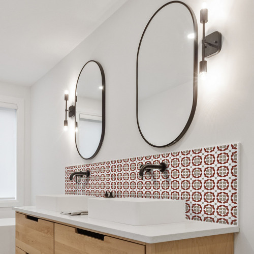 crédence salle de bain aluminium - carreaux de ciment rouge et beige